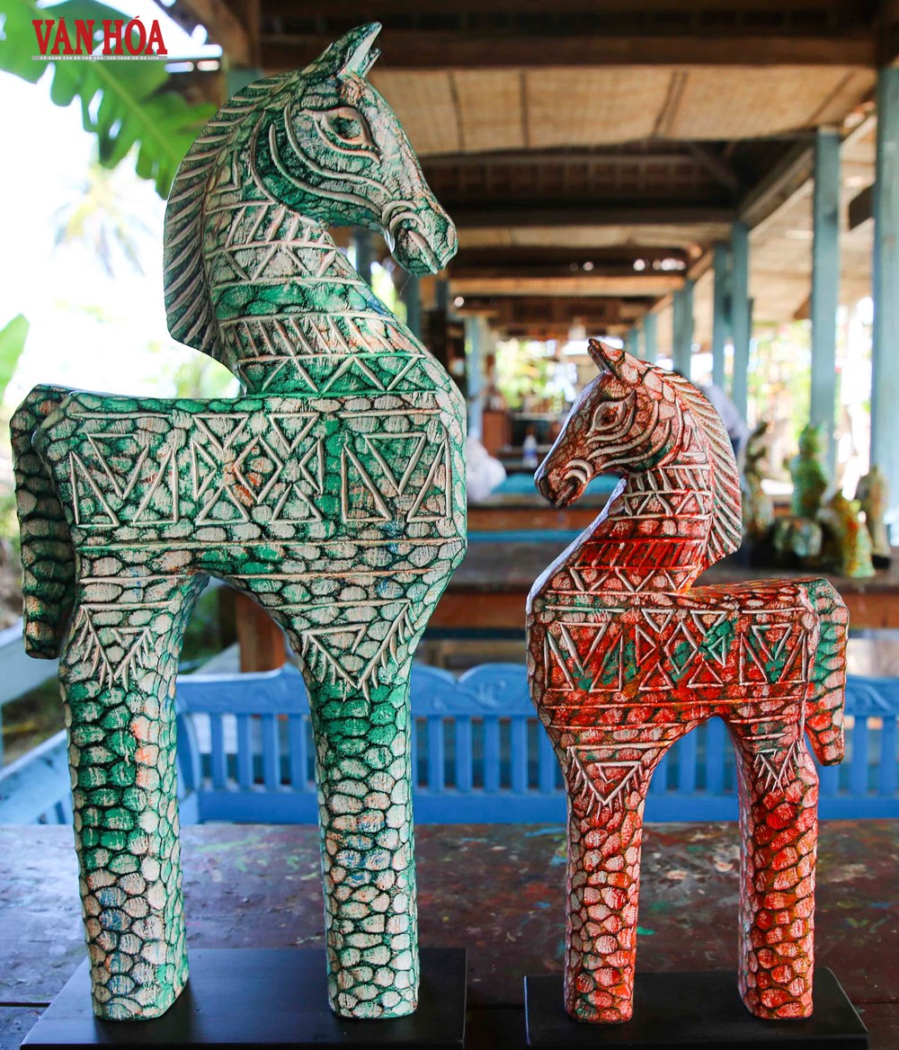 Độc đáo linh vật ngựa gỗ ở làng Củi Lũ  - ảnh 12