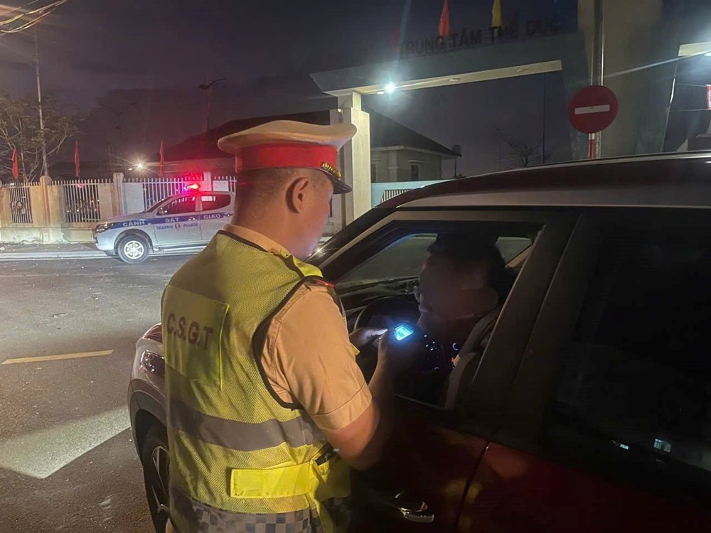 Không vùng cấm trong xử lý vi phạm giao thông dịp Tết ở Đà Nẵng - ảnh 1