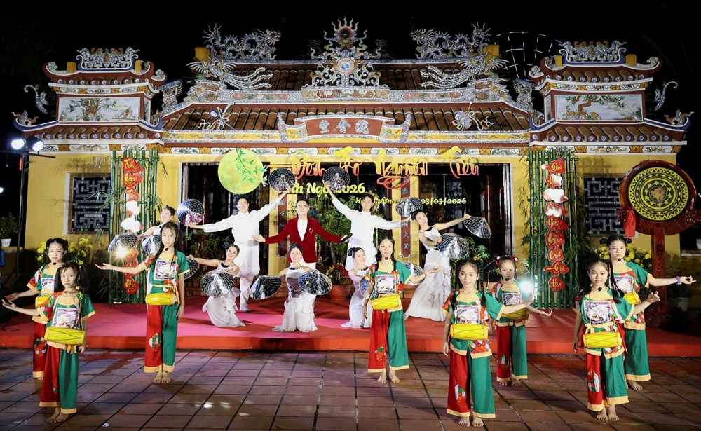 Đặc sắc đêm thơ Nguyên tiêu tại đình làng Nại Nam - ảnh 2