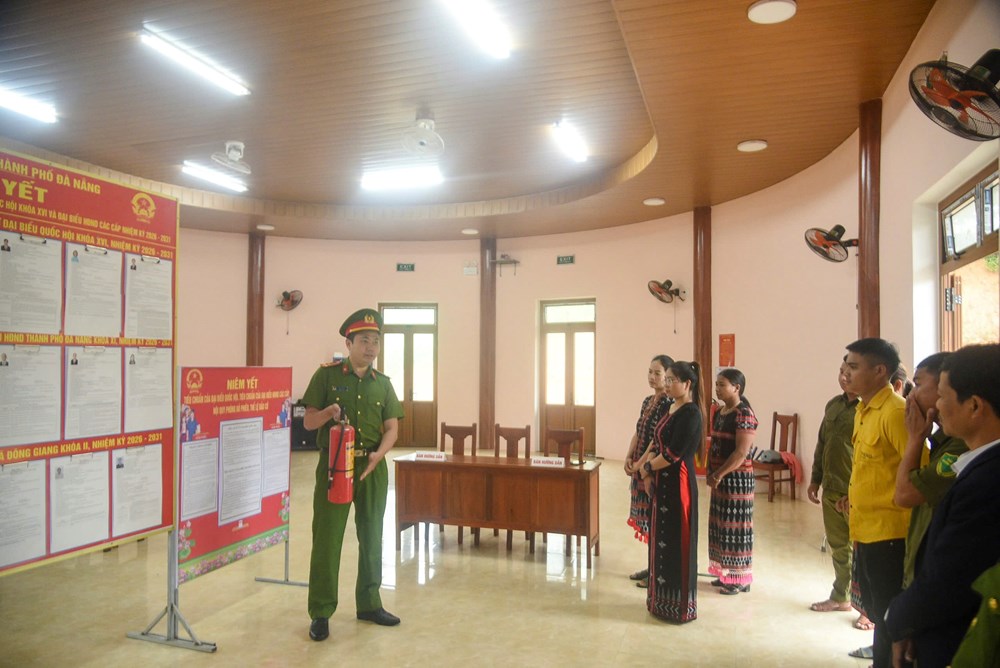 Không khí bầu cử rộn ràng ở vùng cao Đà Nẵng - ảnh 12