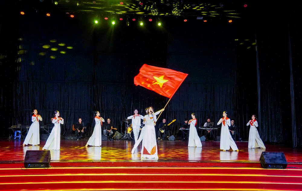 Đà Nẵng tổ chức chương trình nghệ thuật “Gửi trọn niềm tin” chào mừng bầu cử - ảnh 1