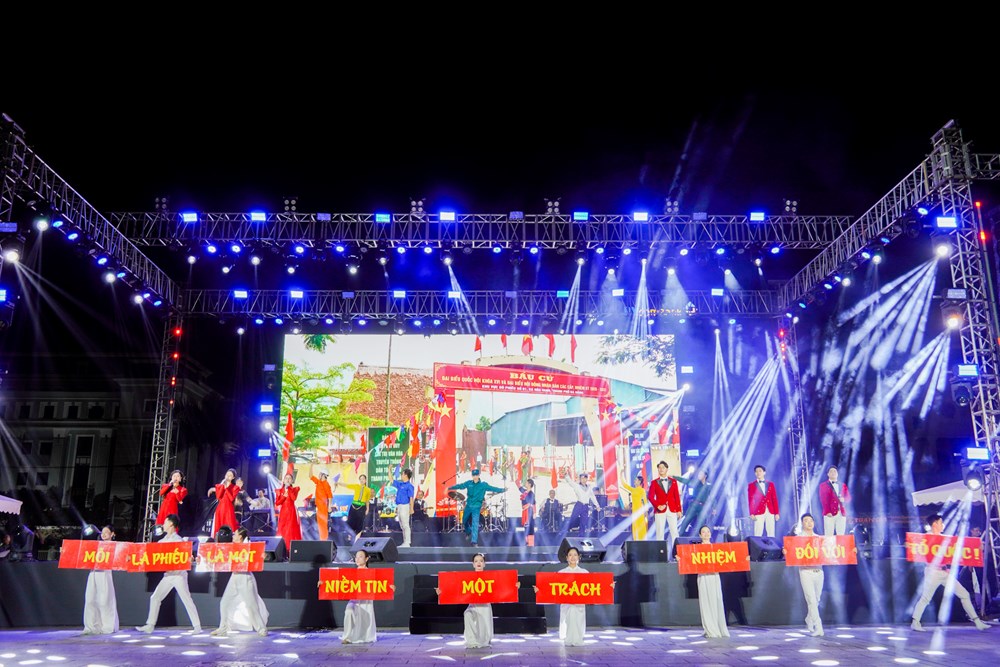 Đặc sắc chương trình nghệ thuật “Gửi trọn niềm tin” chào mừng bầu cử - ảnh 3