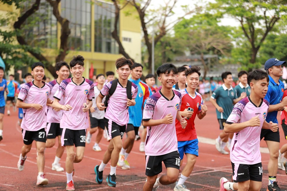 Sôi nổi hội thao và Ngày chạy Olympic “Vì sức khỏe toàn dân” - ảnh 3