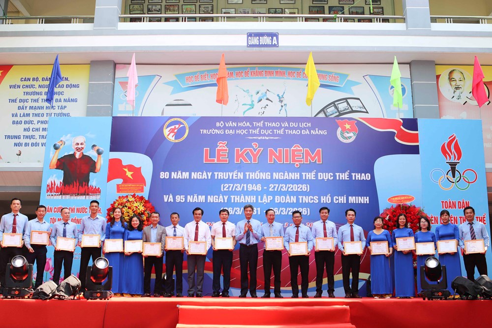 Trường Đại học Thể dục Thể thao Đà Nẵng kỷ niệm 80 năm Ngày truyền thống ngành TDTT - ảnh 7