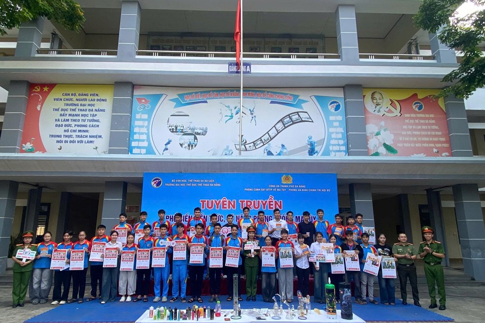 Trường Đại học Thể dục thể thao Đà Nẵng tăng cường tuyên truyền kỹ năng phòng, chống ma túy cho sinh viên - ảnh 3