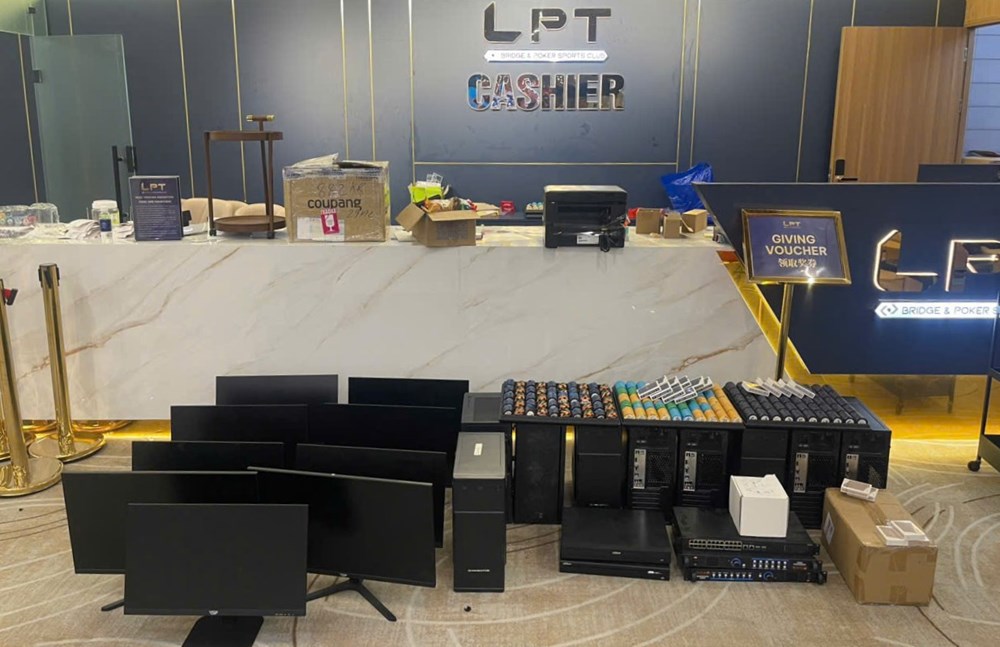 Triệt xóa sòng bạc “núp bóng” giải poker tại khách sạn ven biển - ảnh 3