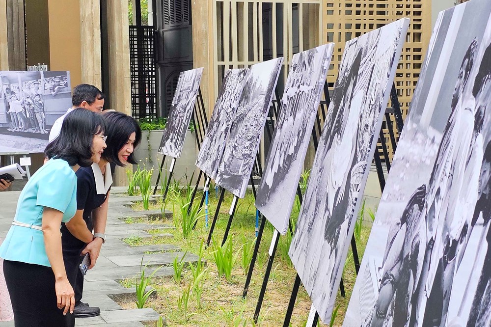 Khai mạc triển lãm ảnh “Giao điểm Việt Nam”  - ảnh 6