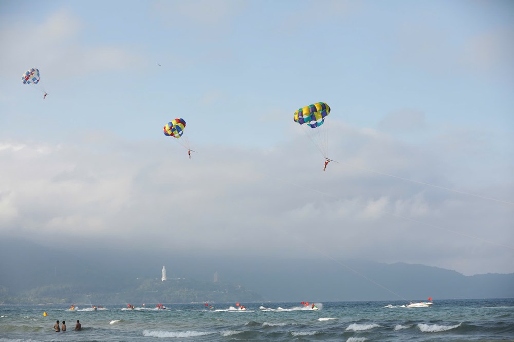 Đà Nẵng “đánh thức” mùa du lịch biển 2026 với loạt trải nghiệm sôi động - ảnh 2