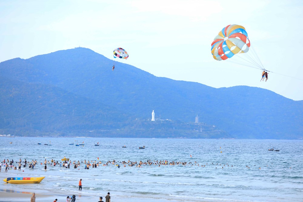 Đà Nẵng dẫn đầu điểm đến được du khách Việt tìm kiếm dịp “kỳ nghỉ kép” - ảnh 1