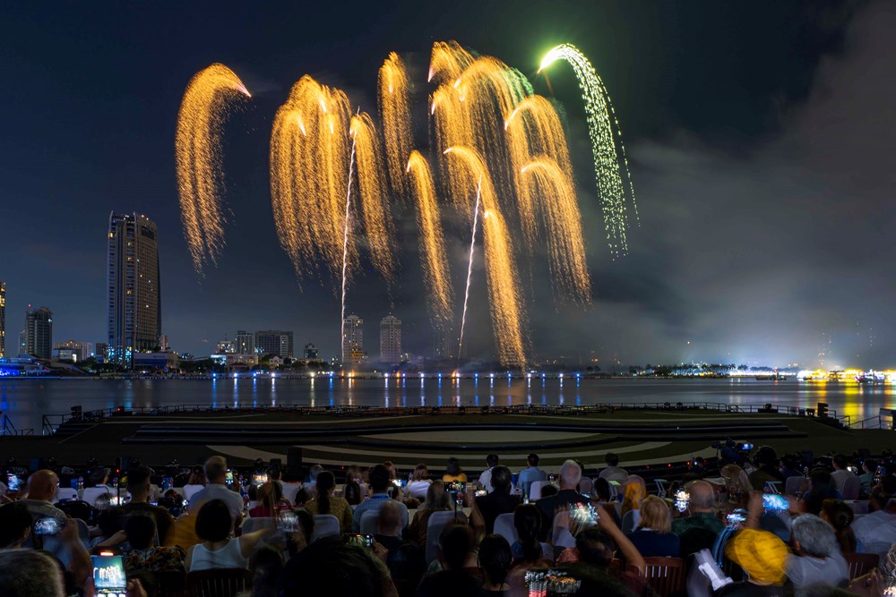 10 đội pháo hoa hội tụ DIFF 2026: Cuộc đua nghệ thuật trên bầu trời Đà Nẵng - ảnh 1