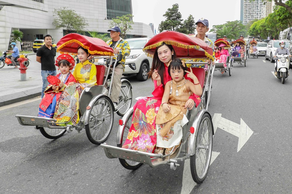 Đà Nẵng: Diễu hành áo dài quy mô lớn, lan tỏa vẻ đẹp Việt - ảnh 12