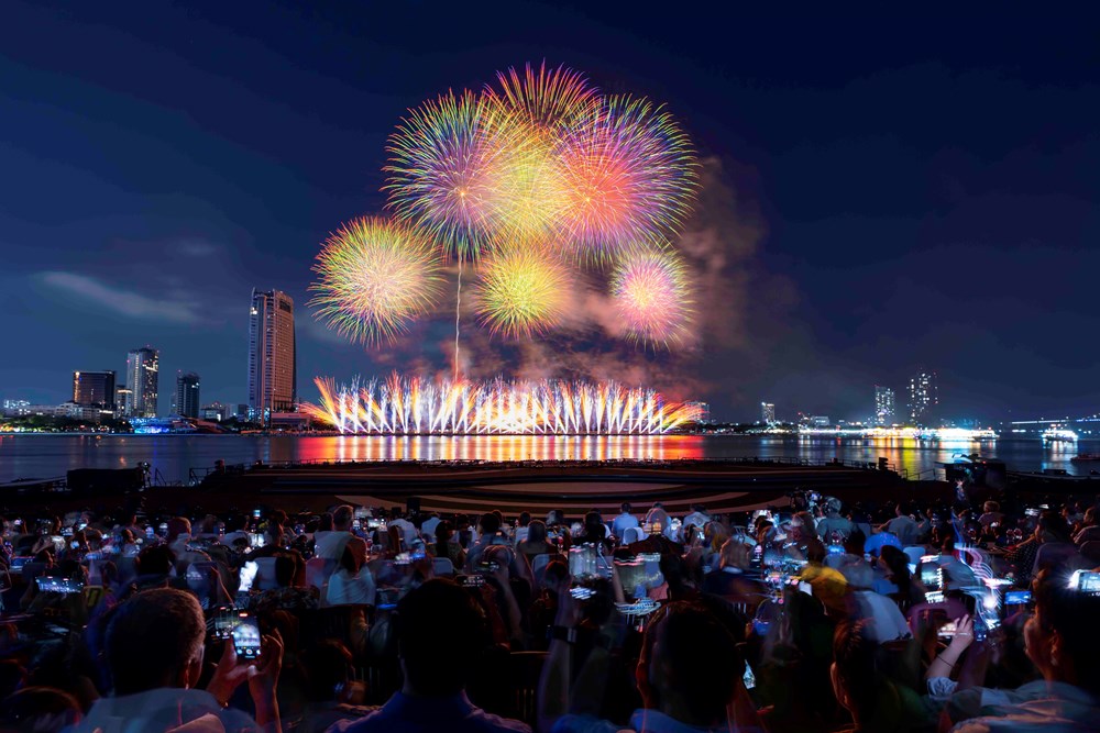 Lễ hội pháo hoa quốc tế Đà Nẵng - DIFF 2026 vào Top lễ hội mùa hè đáng trải nghiệm nhất toàn cầu - ảnh 5