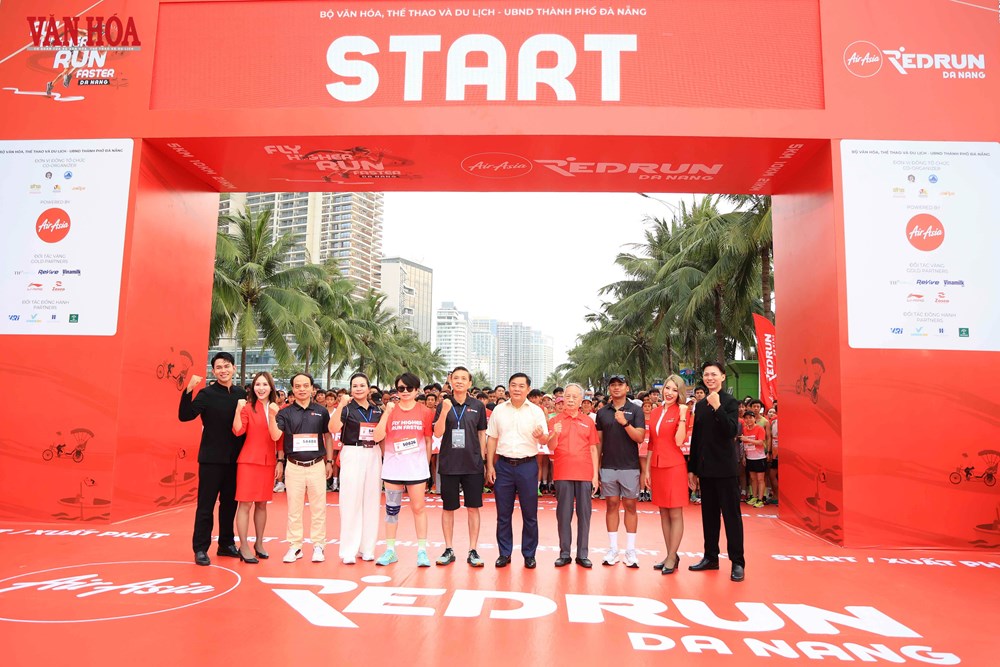 Gần 8.000 VĐV tham gia Giải chạy AirAsia RedRun Đà Nẵng 2026 - Quán quân 21  - ảnh 1