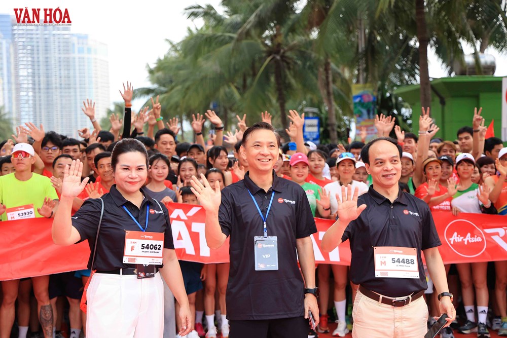 Gần 8.000 VĐV tham gia Giải chạy AirAsia RedRun Đà Nẵng 2026 - Quán quân 21  - ảnh 2