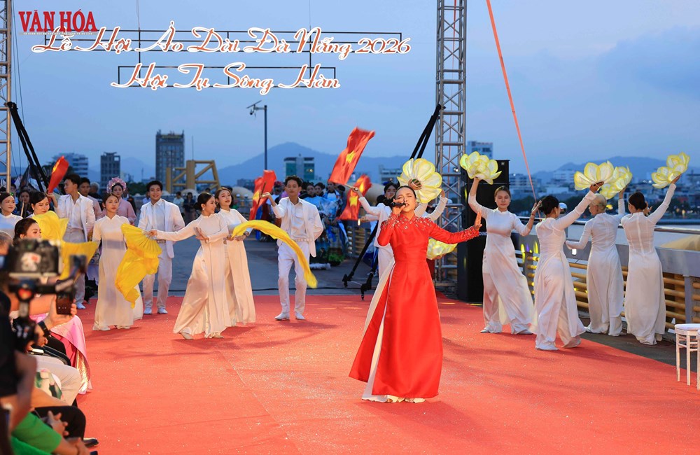 Khép lại Lễ hội Áo dài Đà Nẵng 2026 bằng “bản hòa ca” trên sông Hàn - ảnh 2