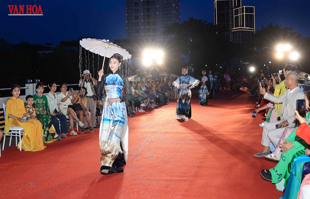 Khép lại Lễ hội Áo dài Đà Nẵng 2026 bằng “bản hòa ca” trên sông Hàn - ảnh 6