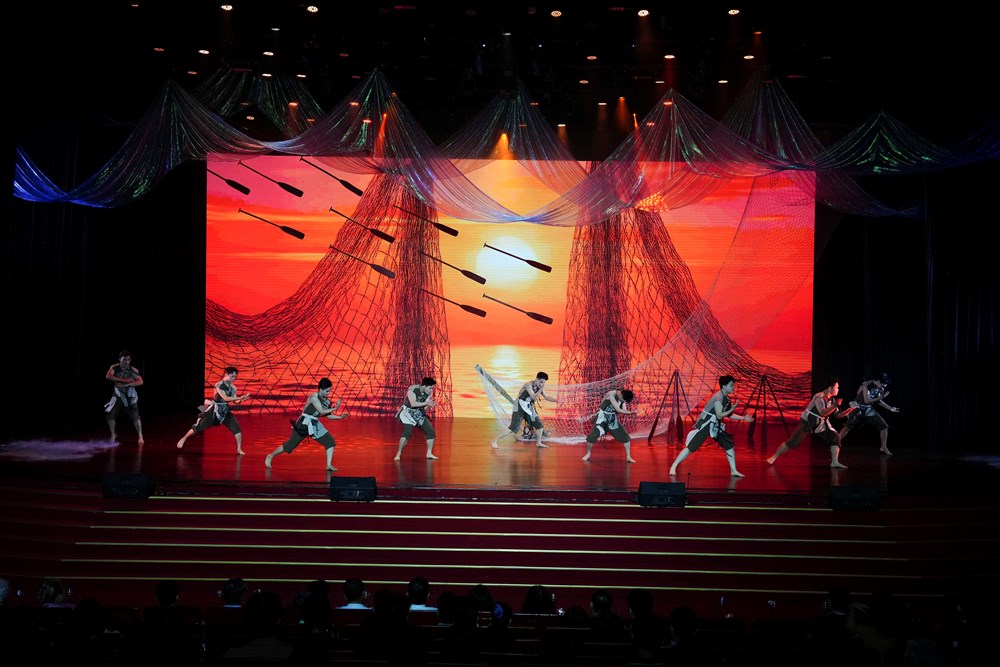 “Chuyện sông Hàn” - Dấu ấn mới trong phát triển công nghiệp văn hóa Đà Nẵng - ảnh 8