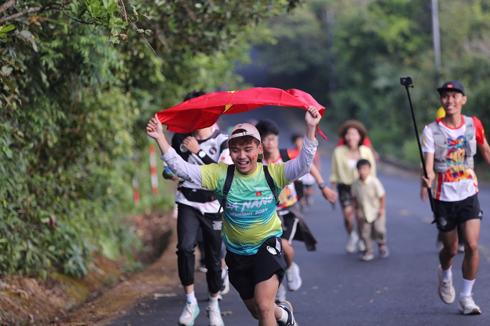 “Bước chân xanh - Son Tra Walking Day 2026” lan tỏa thông điệp du lịch xanh - ảnh 4