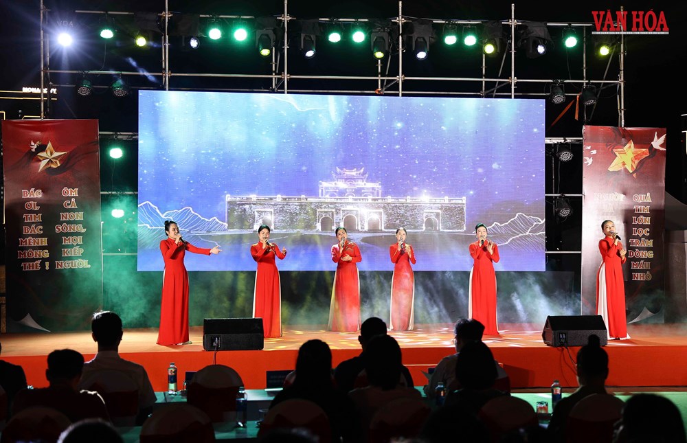 Đặc sắc chương trình nghệ thuật “Sáng mãi tên Người”  - ảnh 4