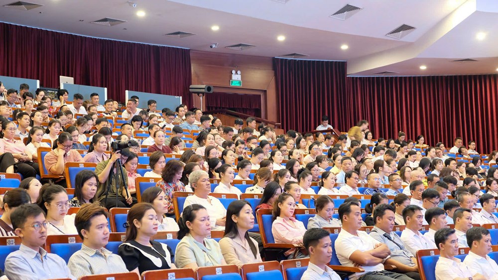 Bồi dưỡng kiến thức về văn hóa và con người xứ Quảng cho đội ngũ cán bộ ngành VHTTDL Đà Nẵng - ảnh 2
