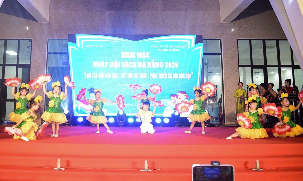 Ngày hội Sách Đà Nẵng 2026 lan tỏa văn hóa đọc đến vùng cao Trà My - ảnh 5