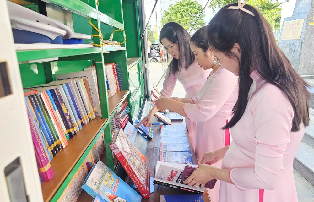 Tuổi trẻ Đà Nẵng chung tay lan tỏa tình yêu biển đảo quê hương - ảnh 5