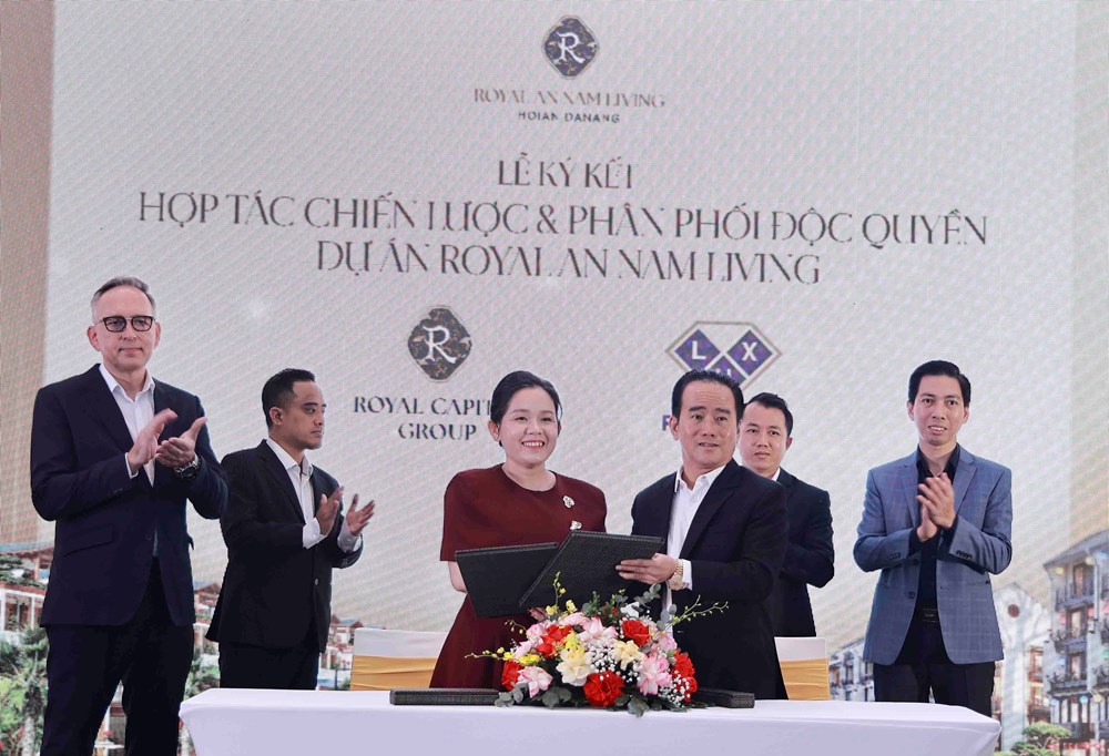 Royal Capital Group ký kết hợp tác chiến lược phân phối dự án Royal An Nam Living - ảnh 1