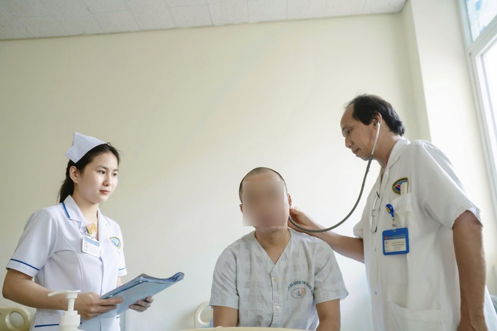 Phẫu thuật thành công ca dị dạng mạch máu vùng đầu hiếm gặp - ảnh 3
