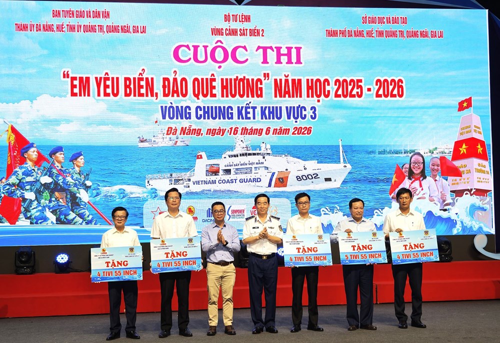 Sôi nổi Vòng chung kết khu vực 3 Cuộc thi “Em yêu biển, đảo quê hương” năm học 2025 - 2026 - ảnh 6