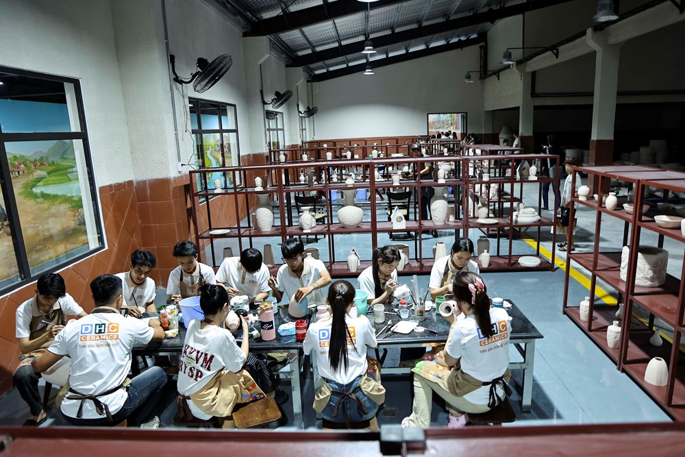 Làng Gốm Việt mở cửa, kỳ vọng trở thành điểm nhấn du lịch văn hóa Đà Nẵng - ảnh 6