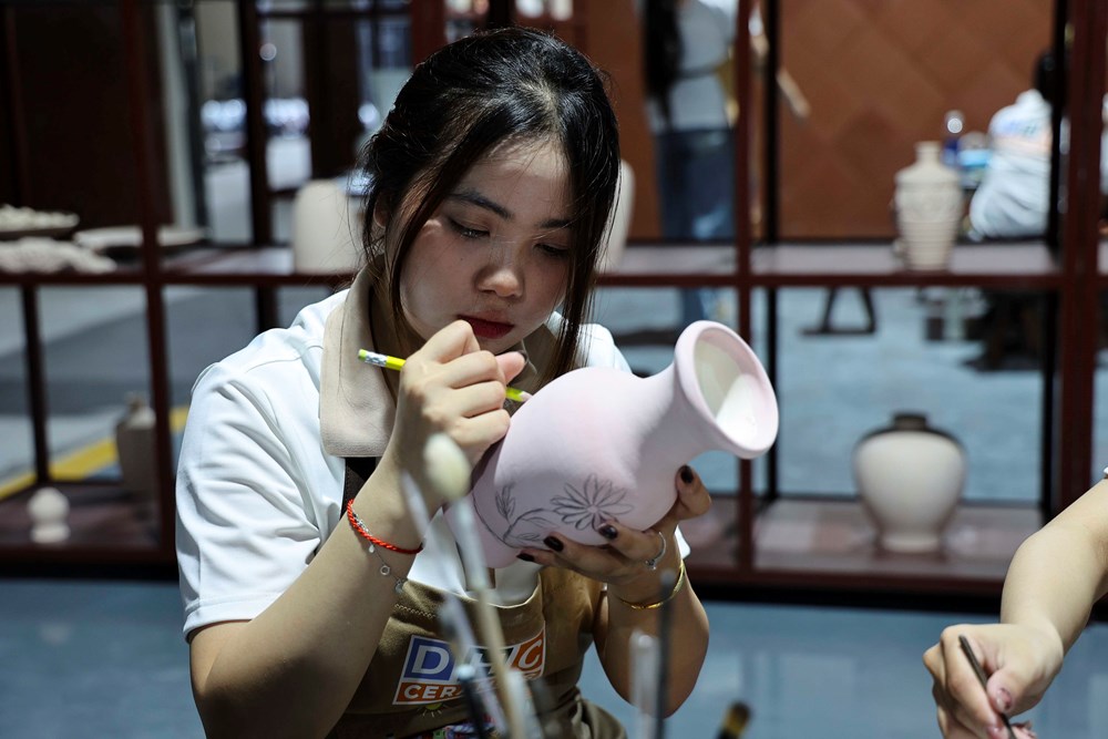 Làng Gốm Việt mở cửa, kỳ vọng trở thành điểm nhấn du lịch văn hóa Đà Nẵng - ảnh 7