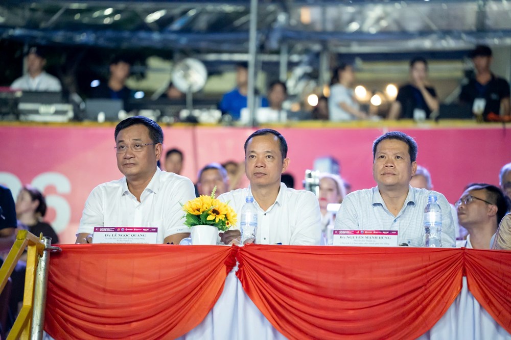 DIFF 2026: Đà Nẵng tiếp tục “cháy vé”, Đức và Macau tạo đại tiệc ánh sáng trên sông Hàn - ảnh 1