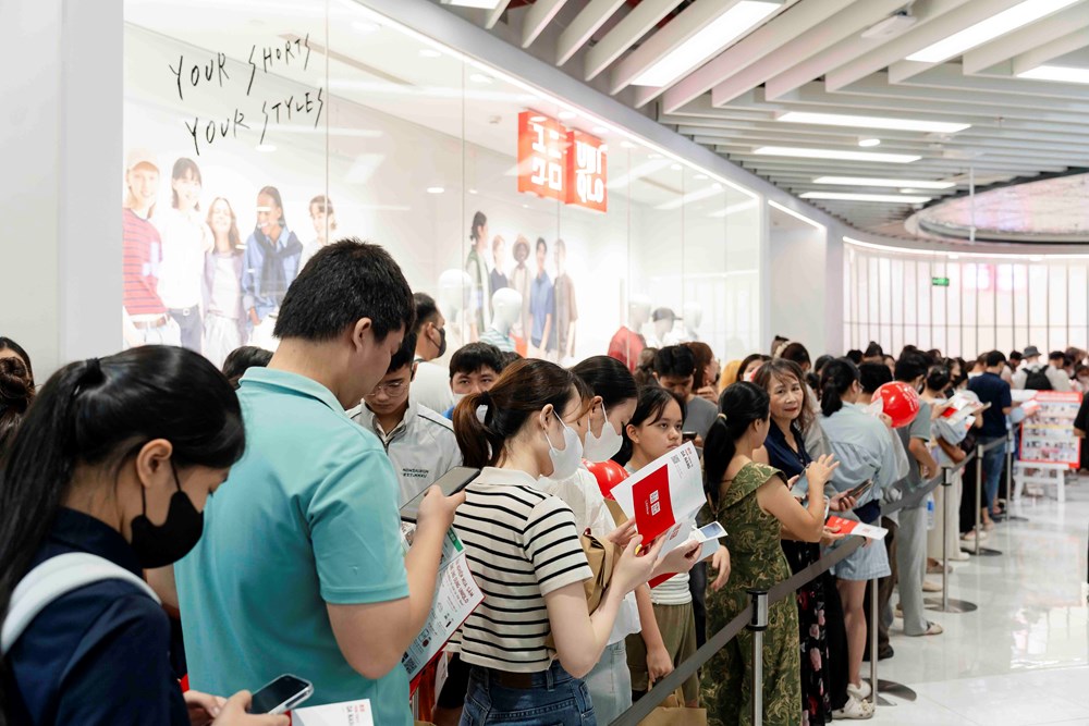 UNIQLO khai trương cửa hàng đầu tiên tại Đà Nẵng - ảnh 3