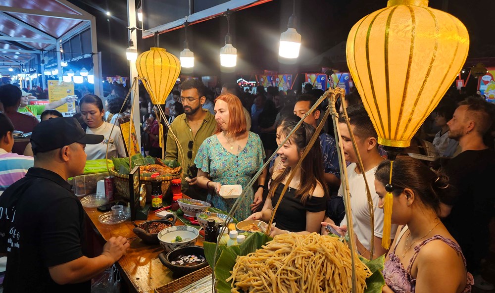 Vì sao Đà Nẵng tiếp tục được đề cử “Điểm đến lễ hội và sự kiện hàng đầu châu Á 2026“? - ảnh 5