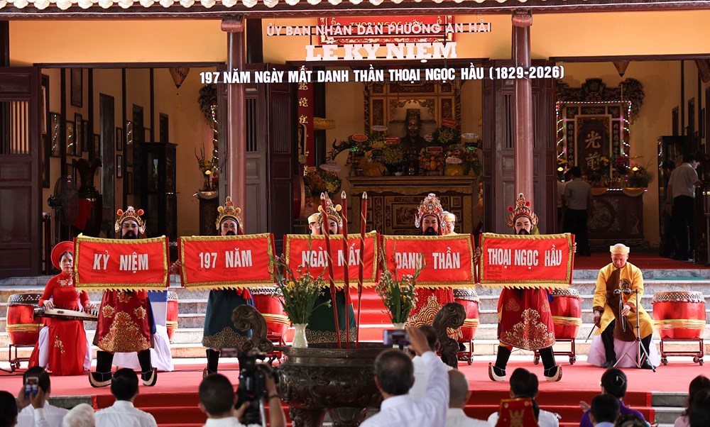 Kỷ niệm 197 năm Ngày mất Danh thần Thoại Ngọc Hầu - ảnh 1