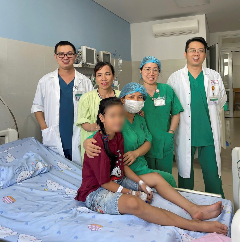 Cứu sống bé gái 10 tuổi bị viêm cơ tim tối cấp bằng kỹ thuật ECMO - ảnh 3
