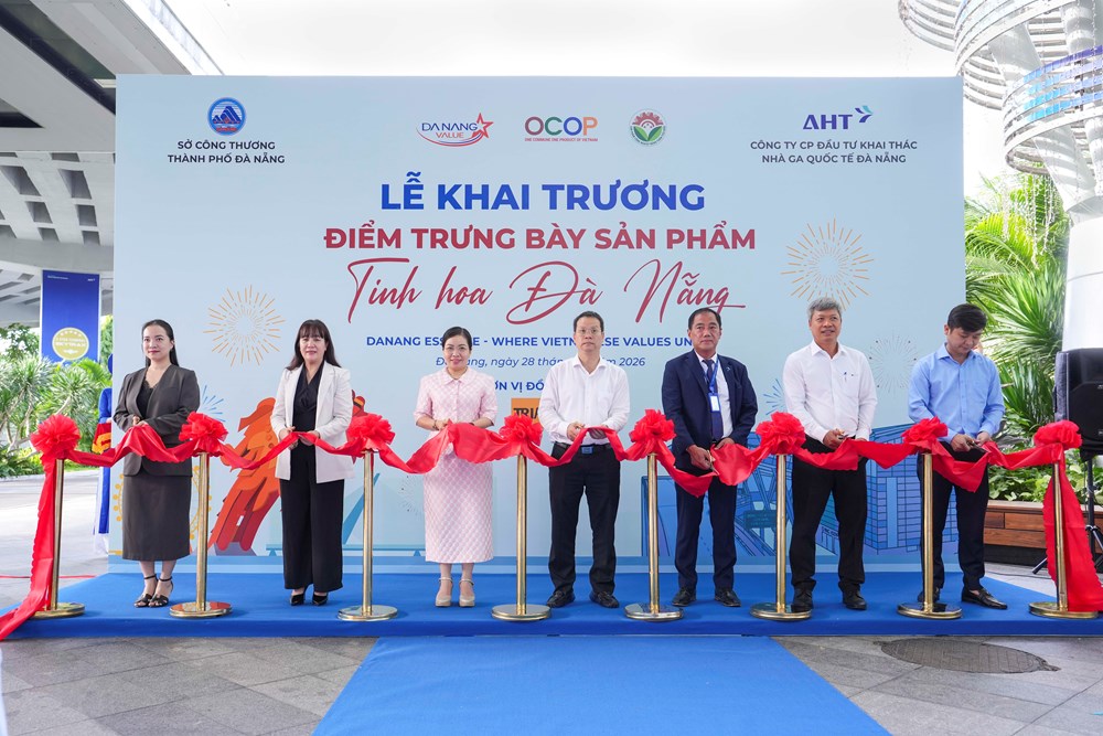 Khai trương điểm trưng bày “Tinh hoa Đà Nẵng” tại Nhà ga quốc tế Đà Nẵng - ảnh 1