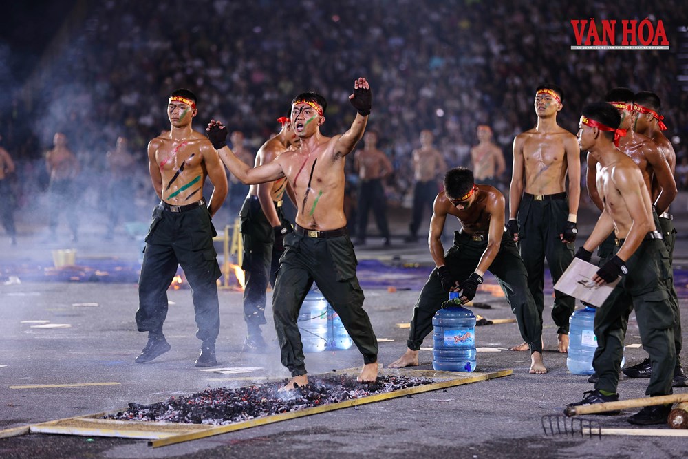 Mãn nhãn màn khí công, công phá của Cảnh sát đặc nhiệm - ảnh 13