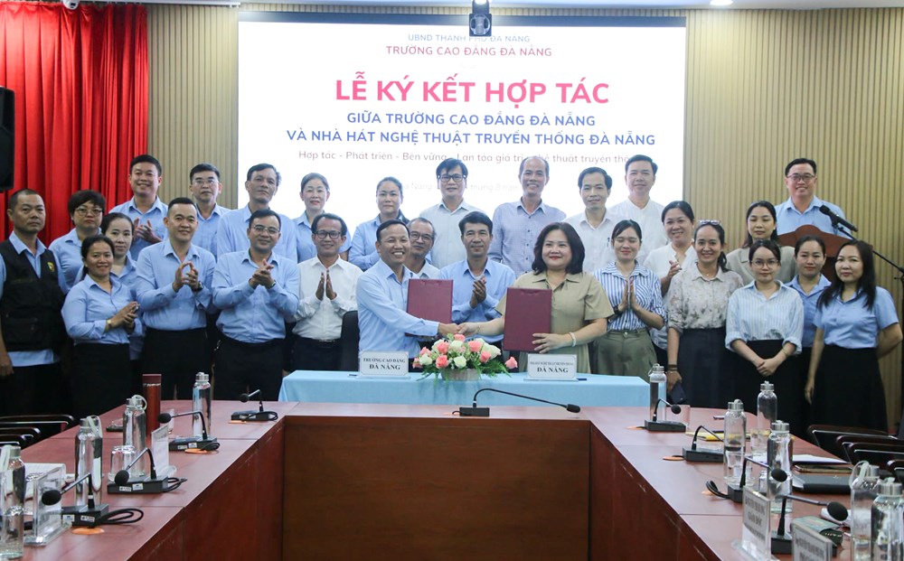Gắn đào tạo với thực tiễn, tạo nguồn nhân lực nghệ thuật truyền thống - ảnh 1