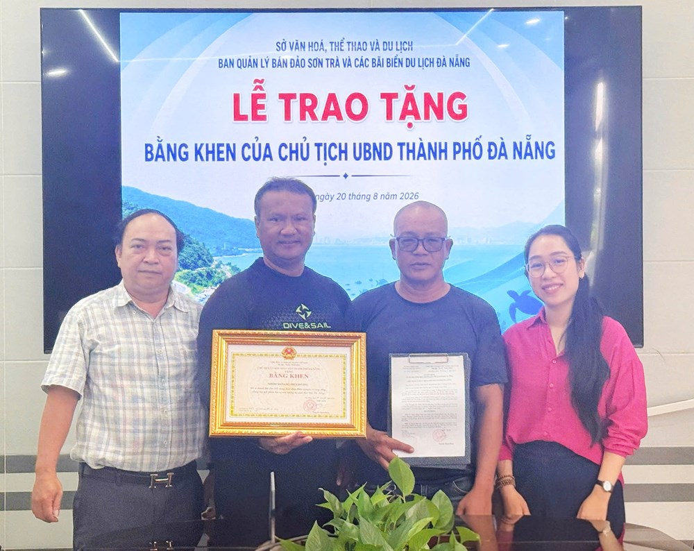 Khen thưởng nhóm Danang FreeDiving vì những đóng góp bảo vệ môi trường biển - ảnh 1