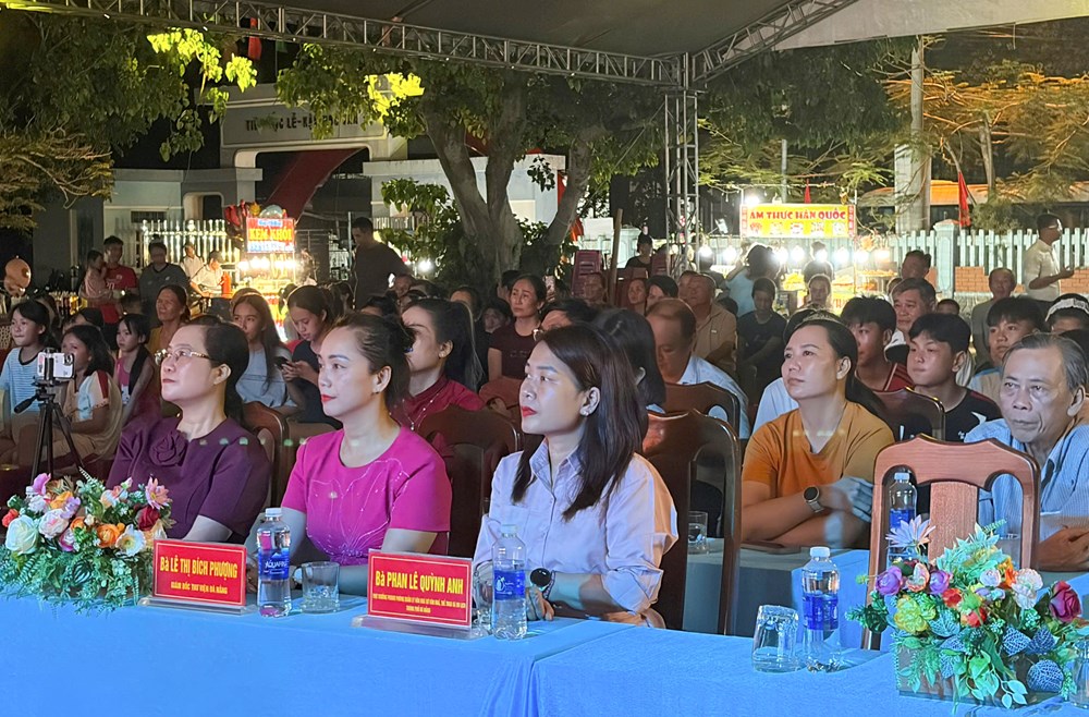 Đưa sách và tri thức đến gần cộng đồng vùng ven biển Đà Nẵng - ảnh 2