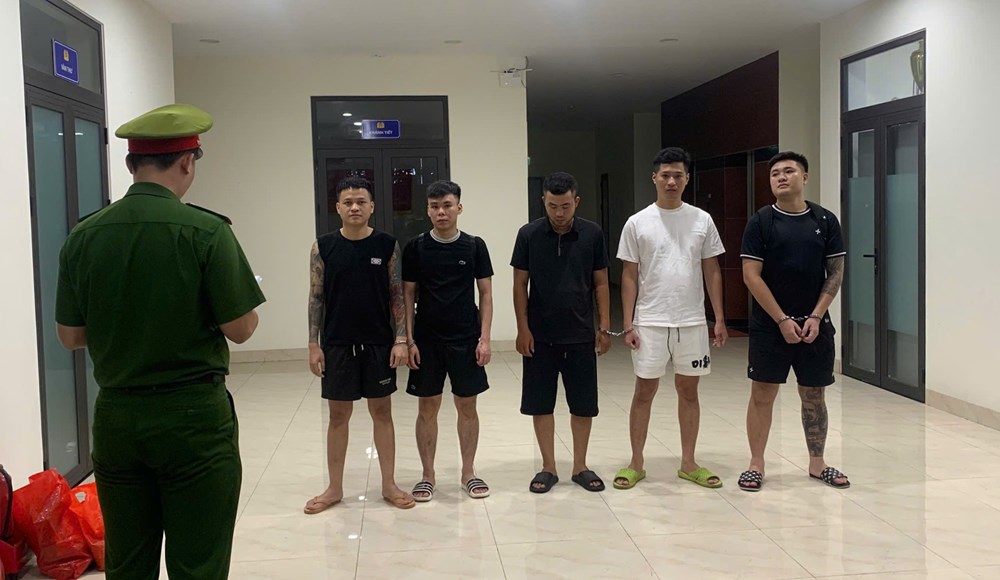 Giả danh “người nổi tiếng” cho vay online, lừa hàng trăm người hơn 4 tỉ đồng - ảnh 1