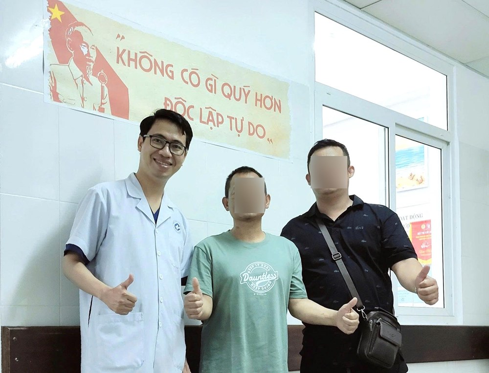 Cứu bệnh nhân người Myanmar nguy kịch vì xuất huyết tiêu hóa - ảnh 1