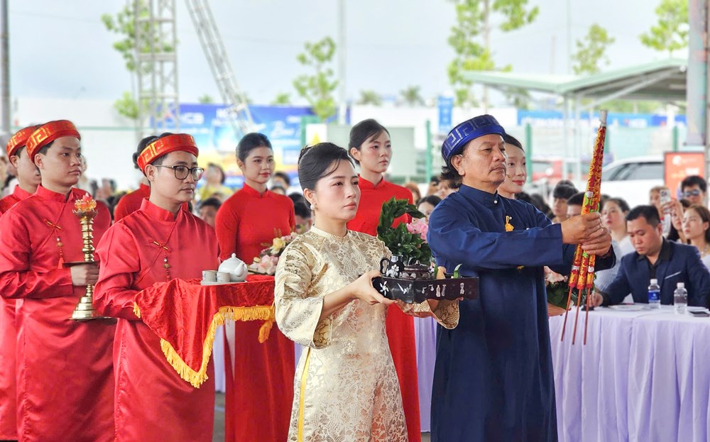 Đà Nẵng: Tri ân Tổ nghề sân khấu, tiếp nối mạch nguồn nghệ thuật - ảnh 6