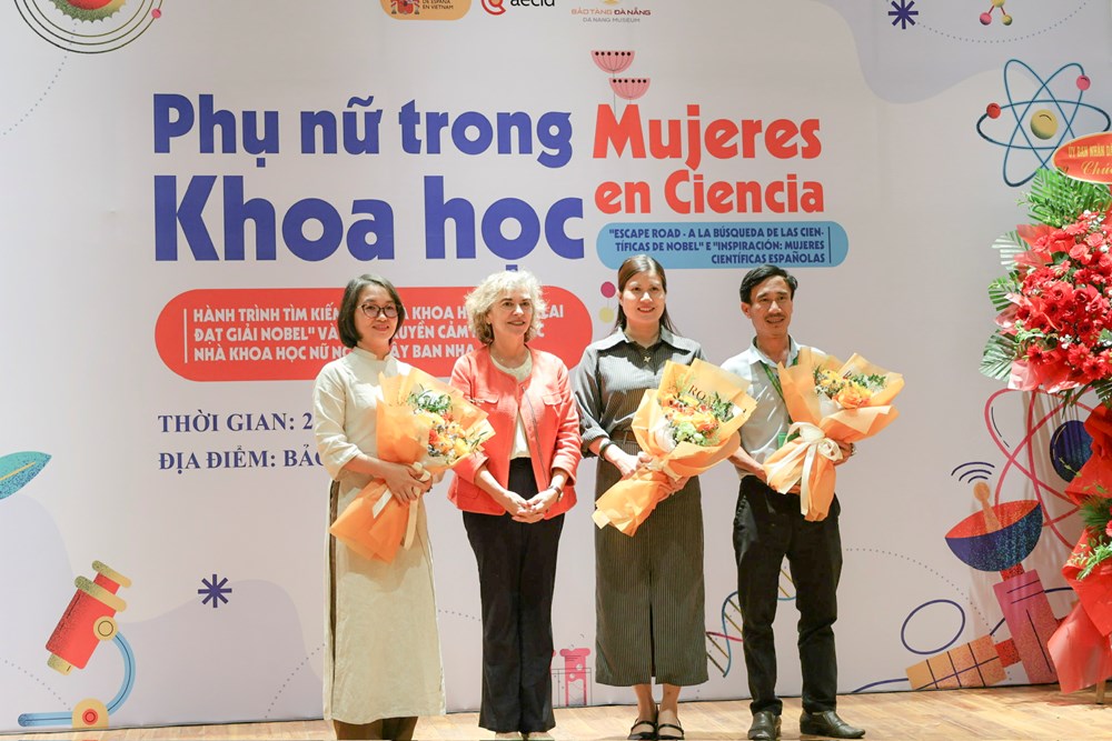 Đưa khoa học đến gần hơn với học sinh Đà Nẵng - ảnh 1