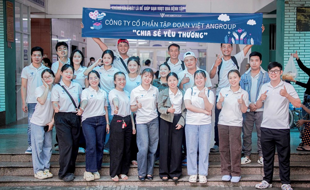 Lan tỏa yêu thương từ những suất mì Quảng - ảnh 5