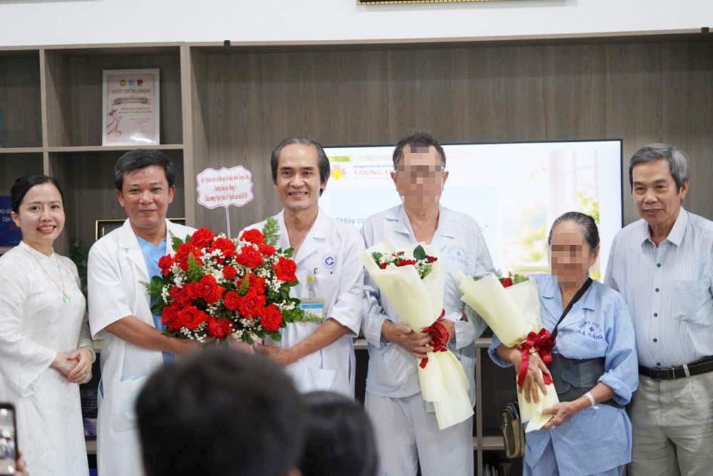 Trao “liều thuốc 0 đồng” nuôi dưỡng sức khỏe tinh thần người cao tuổi - ảnh 1