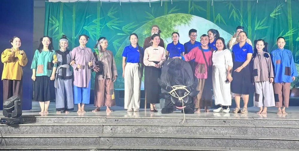 Đưa nghệ thuật truyền thống về cơ sở, lan tỏa đến khán giả trẻ - ảnh 4