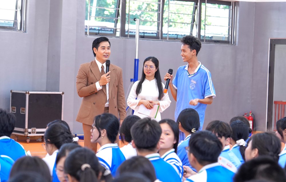 Hơn 20.000 học sinh miền Trung được hỗ trợ chăm sóc sức khỏe tâm thần, định hướng nghề nghiệp - ảnh 3