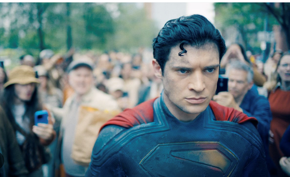 'Superman' bùng nổ doanh thu phòng vé ngay ngay trong lần đầu ra mắt - ảnh 1